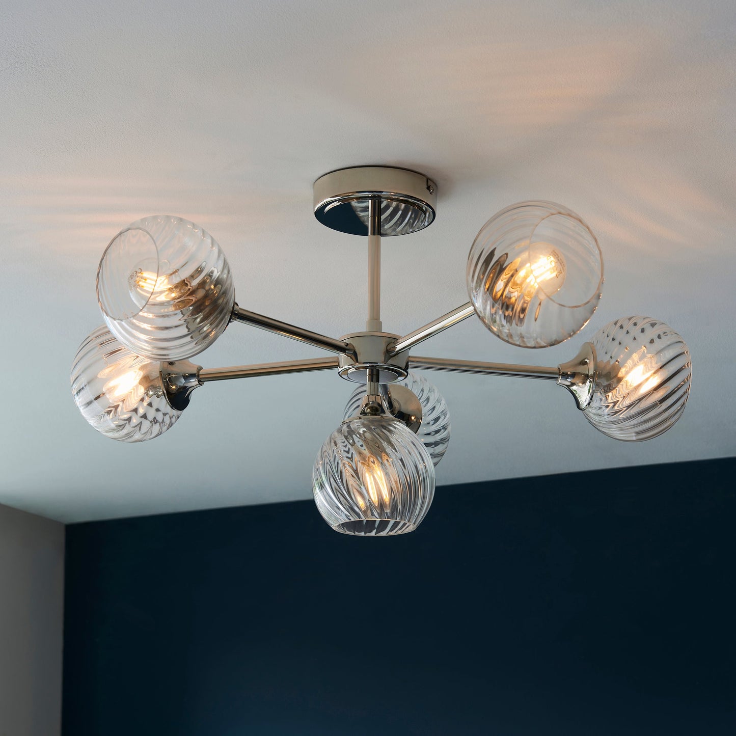 TwistLume | Semi-inbouwplafondlamp met 6 lampen en gedraaid glas