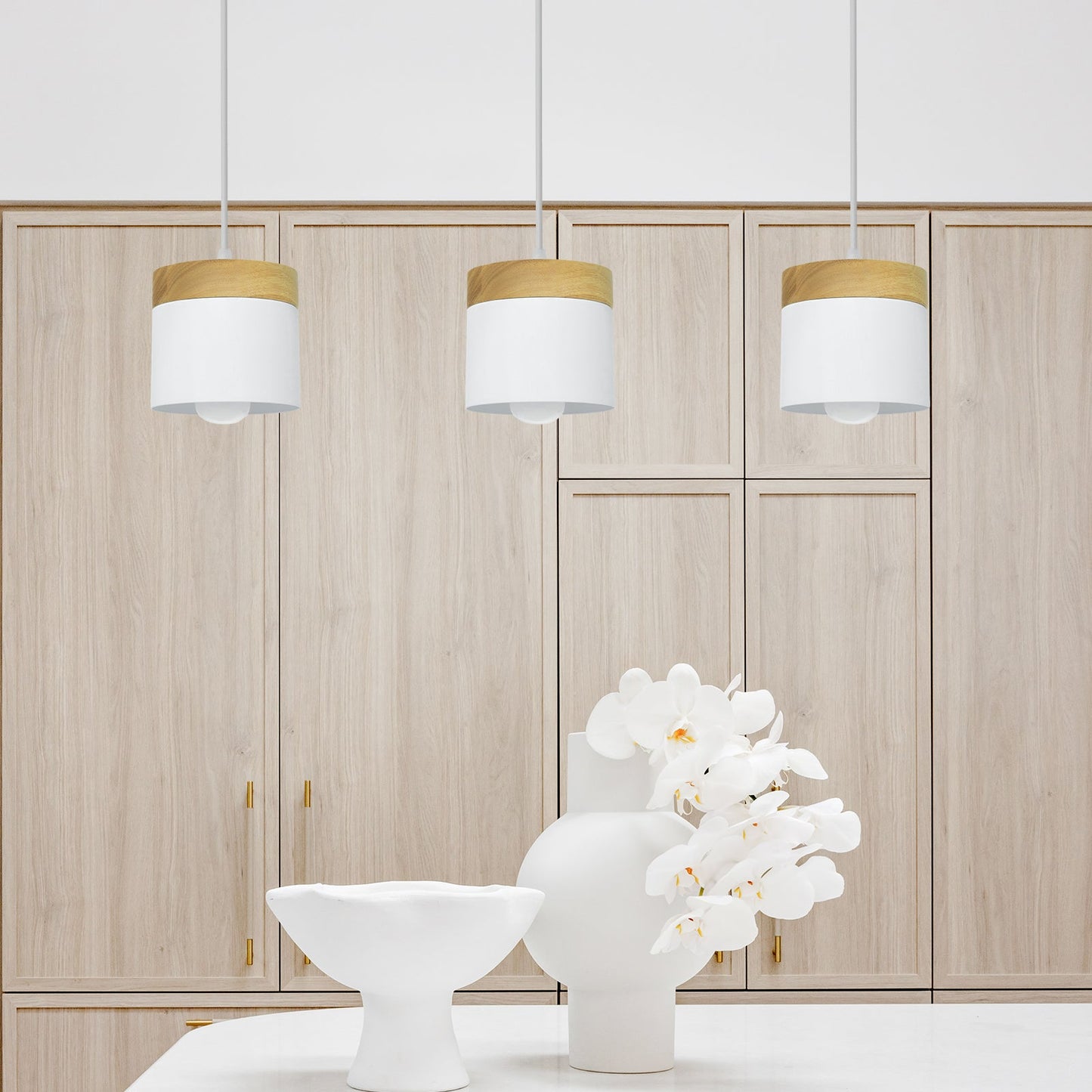 Nordiklo | Cilindrische Houten en Metalen Hanglamp
