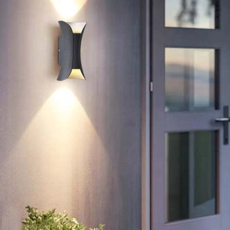 ARCLUNA LUXE – Moderne en minimalistische LED wandlamp