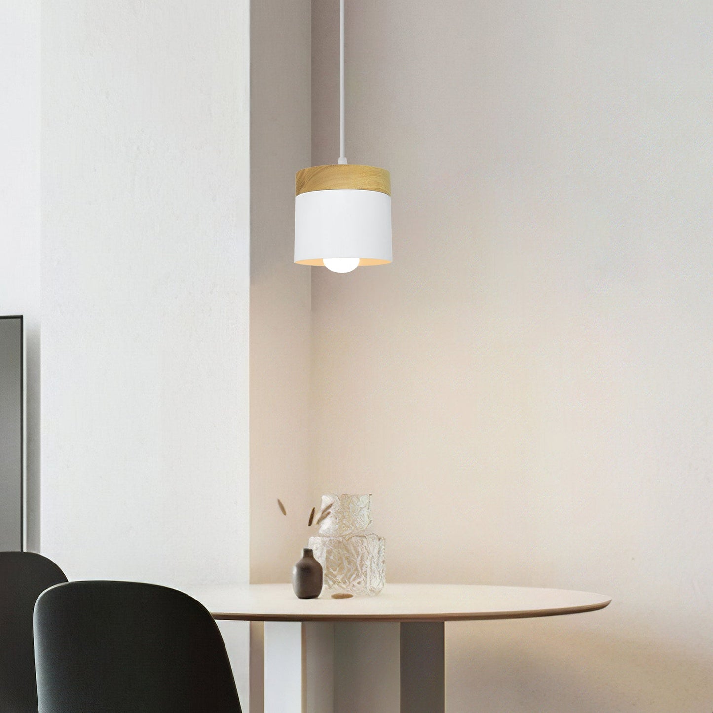 Nordiklo | Cilindrische Houten en Metalen Hanglamp