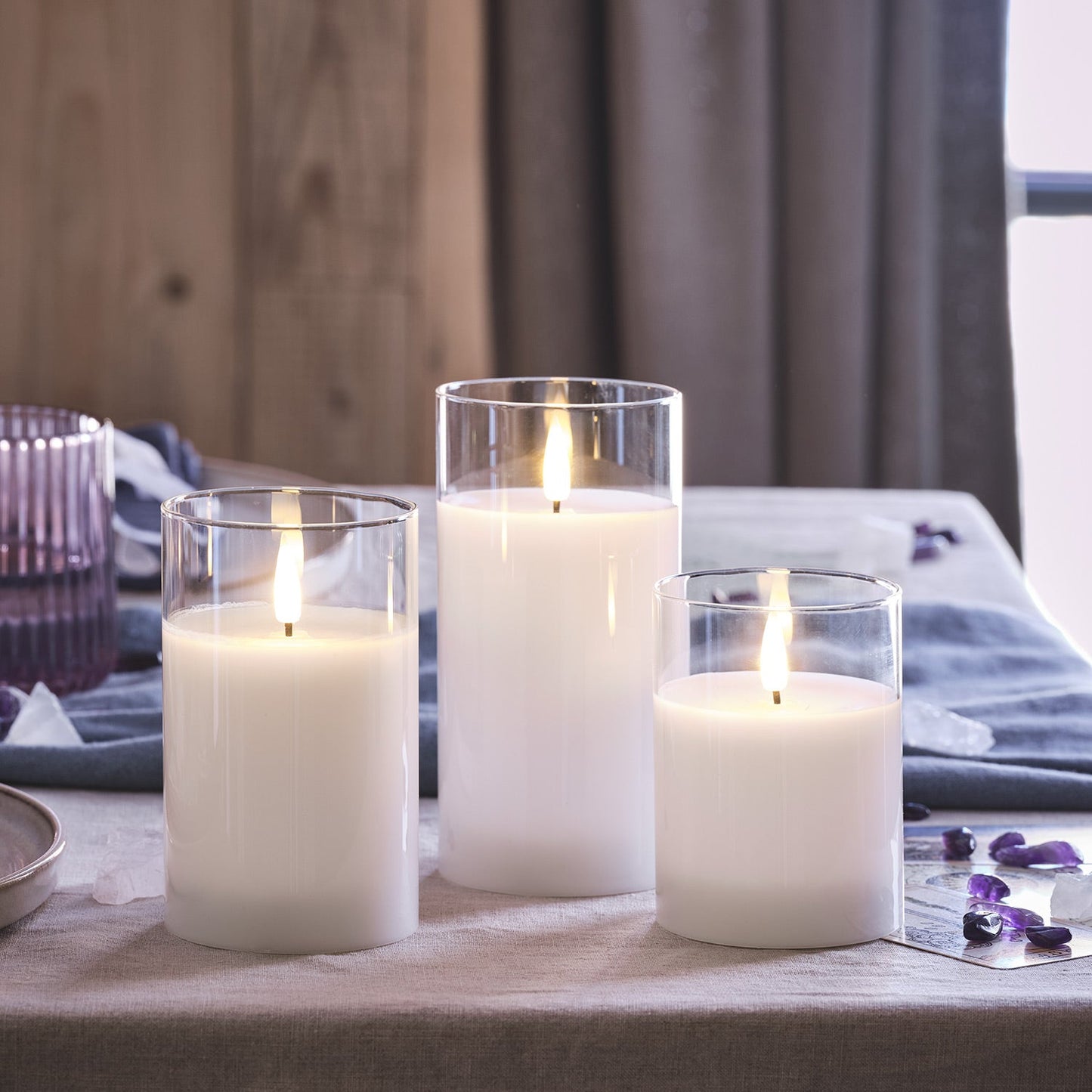LumiGlass – Set van 3 TruGlow® witte LED-kaarsen met glazen kandelaar