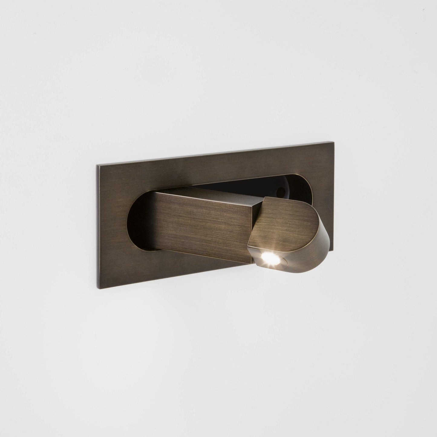 NoctiLuxe – Moderne LED Bedlampje voor Lezen
