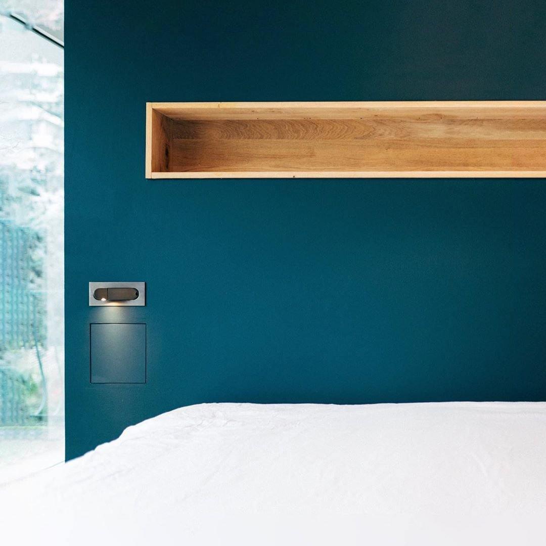 NoctiLuxe – Moderne LED Bedlampje voor Lezen