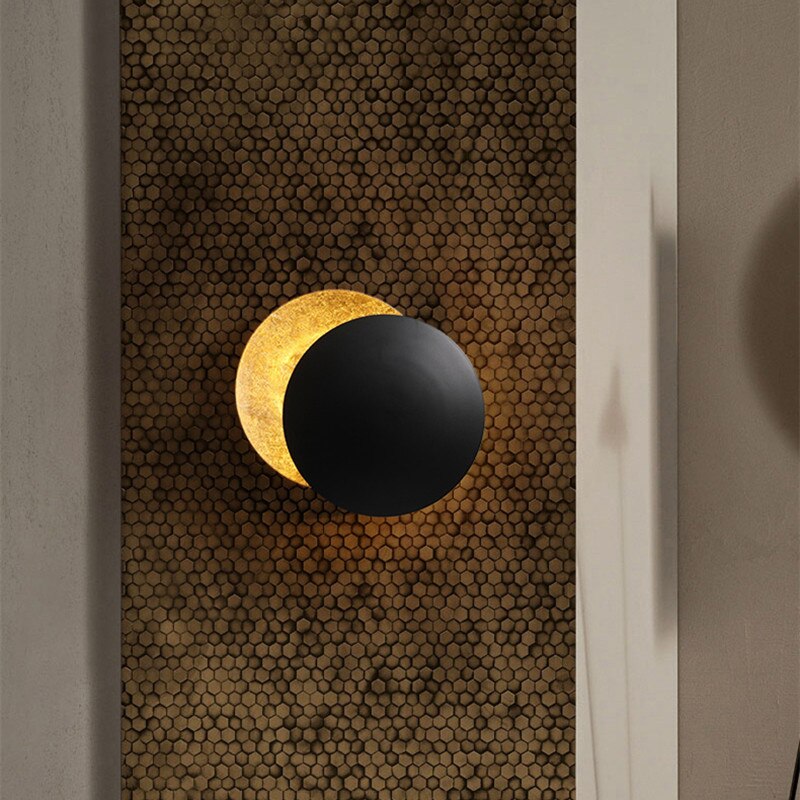 Wandlamp Ontwerp Geïnspireerd door een Zonsverduistering | SolsticeAura
