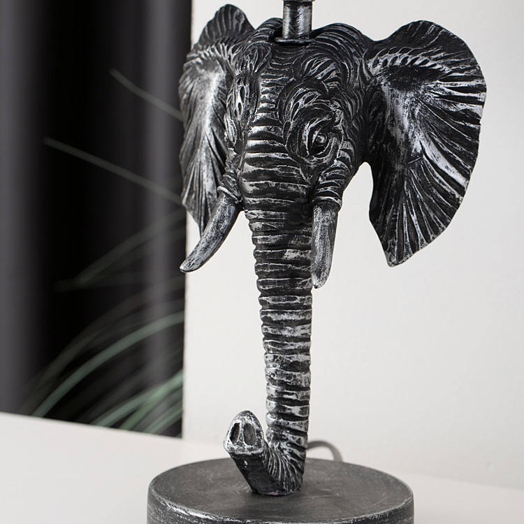 Éléphanta – Moderne Decoratieve Tafellamp