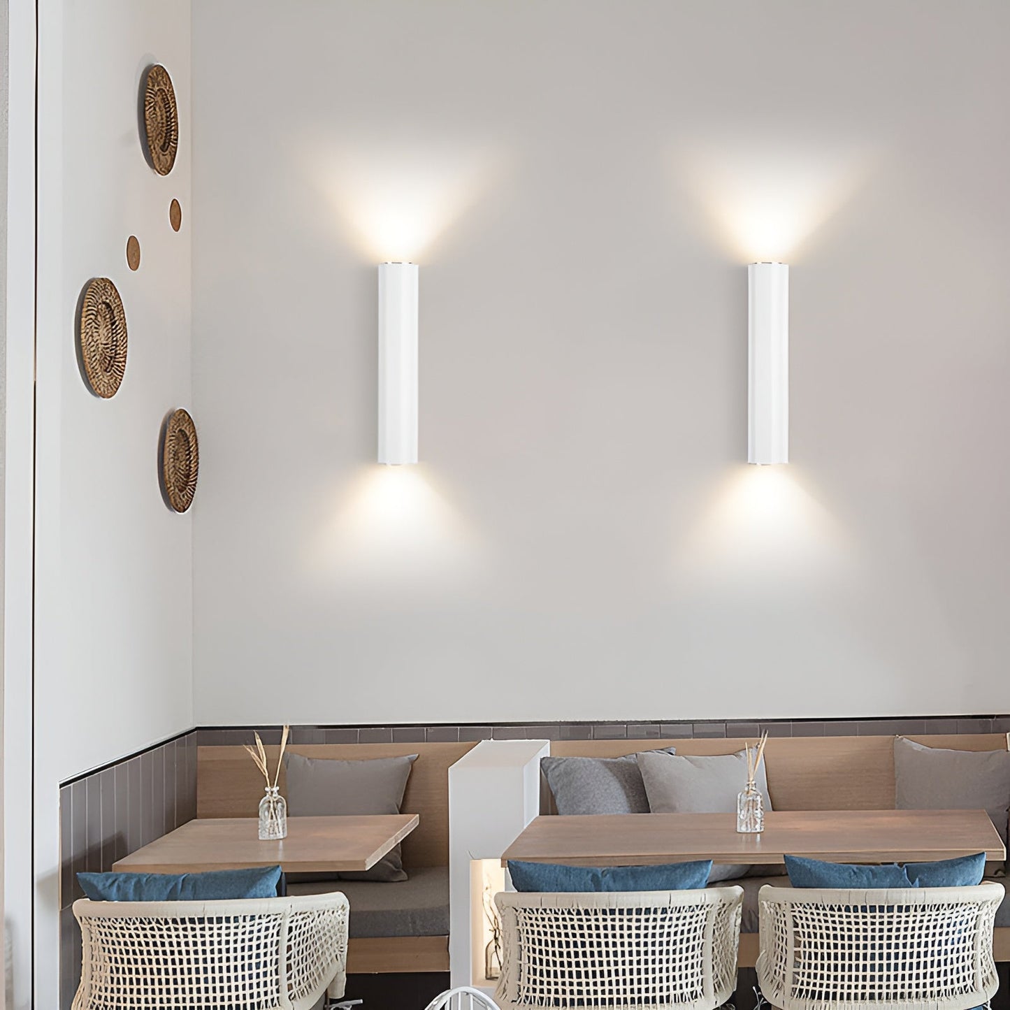 GeminiGlow – Gouden wandlamp met cilindrisch ontwerp LED