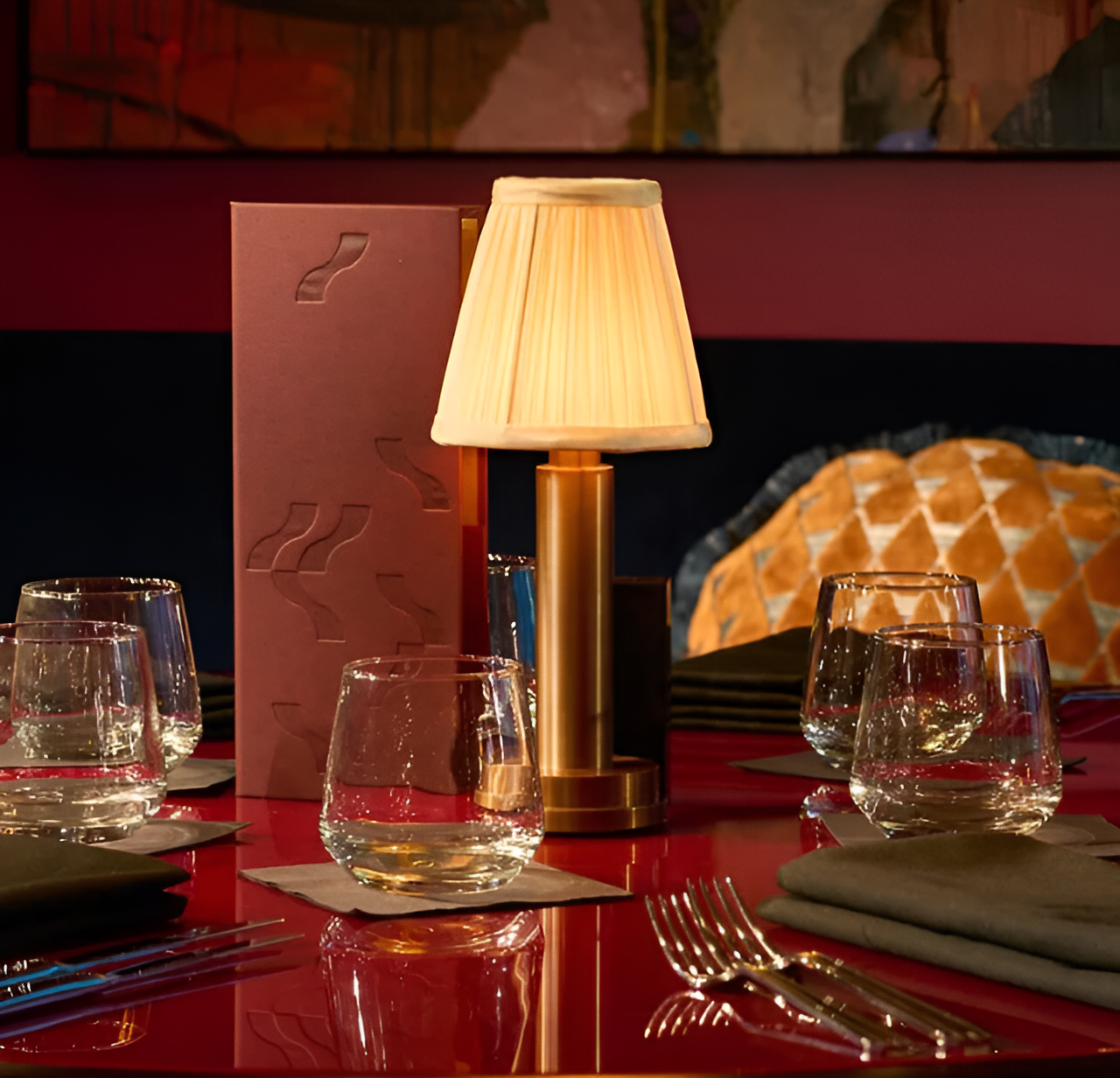 Vintage Flare – Lampe de Table en Aluminium avec Abat-Jour en Tissu