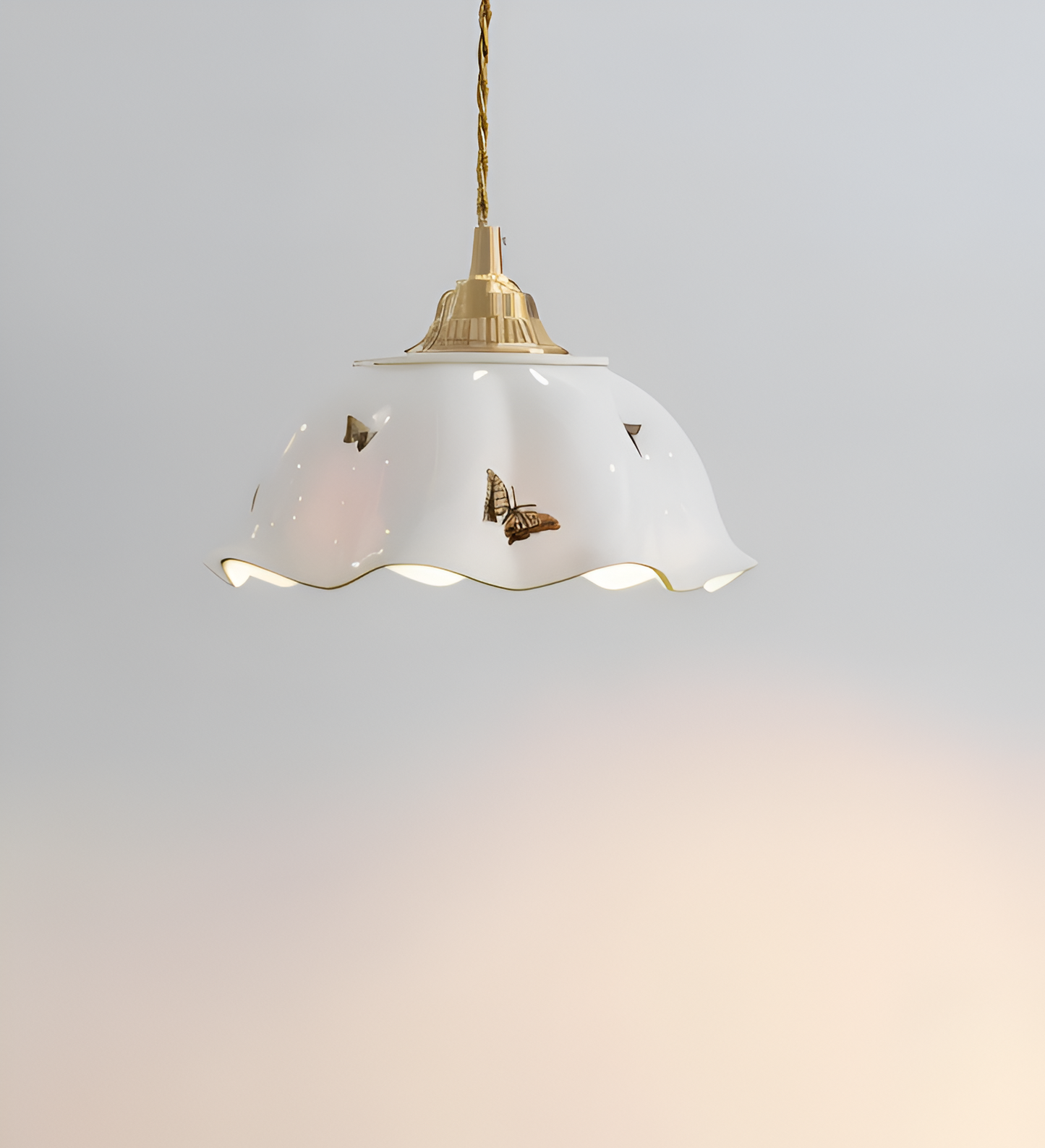 Papillona | Keramische hanglamp met gesculpteerde vlinder – Zacht LED-licht
