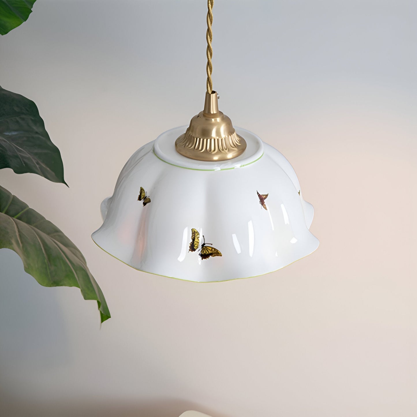 Papillona | Keramische hanglamp met gesculpteerde vlinder – Zacht LED-licht