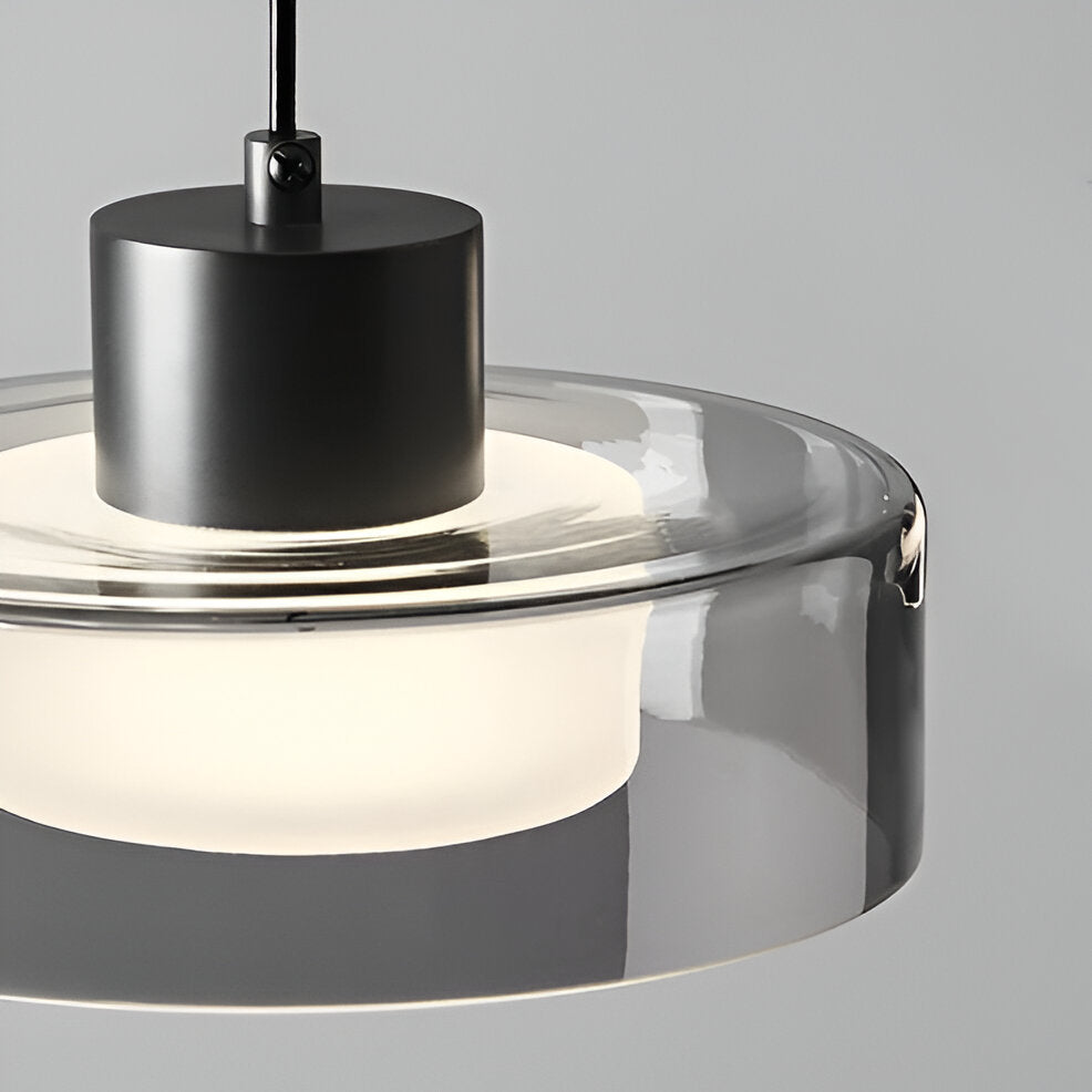 Fumelia | Ophanging en Circulair Getint Glas – Modern en Minimalistisch Ontwerp