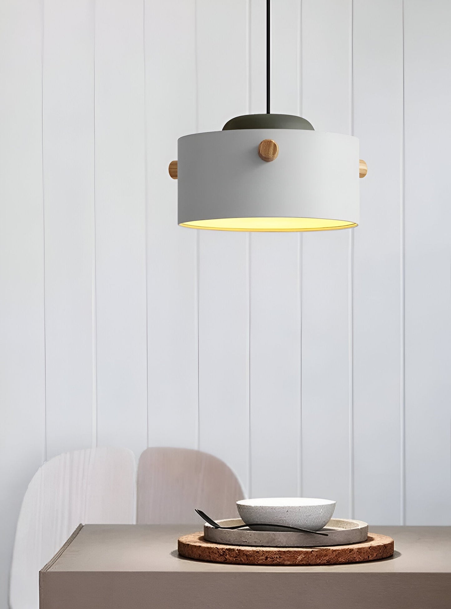 Nordylo | Suspension Cylindrique en Bois & Métal – Style Scandinave Coloré