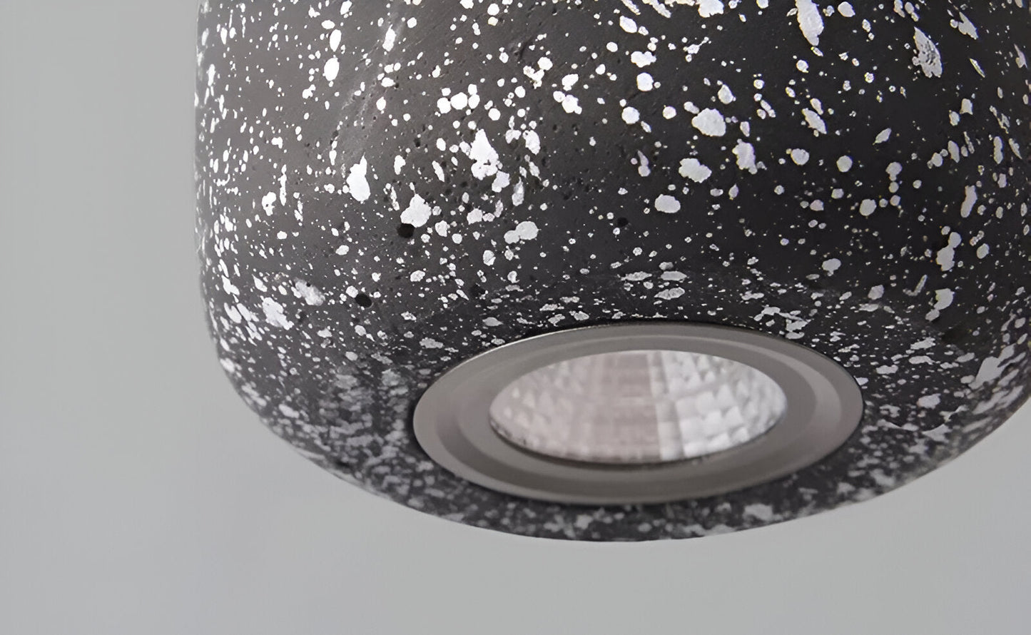 Bétonia | Noordse hanglamp van cement en glas – geïntegreerd LED-licht