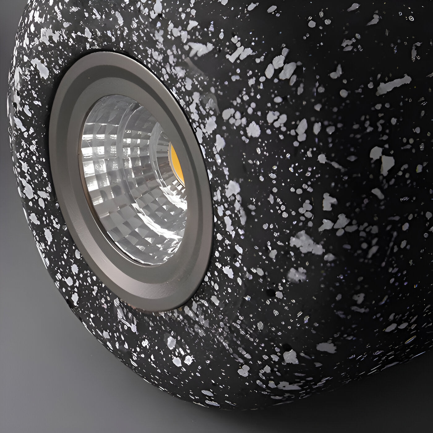 Bétonia | Noordse hanglamp van cement en glas – geïntegreerd LED-licht