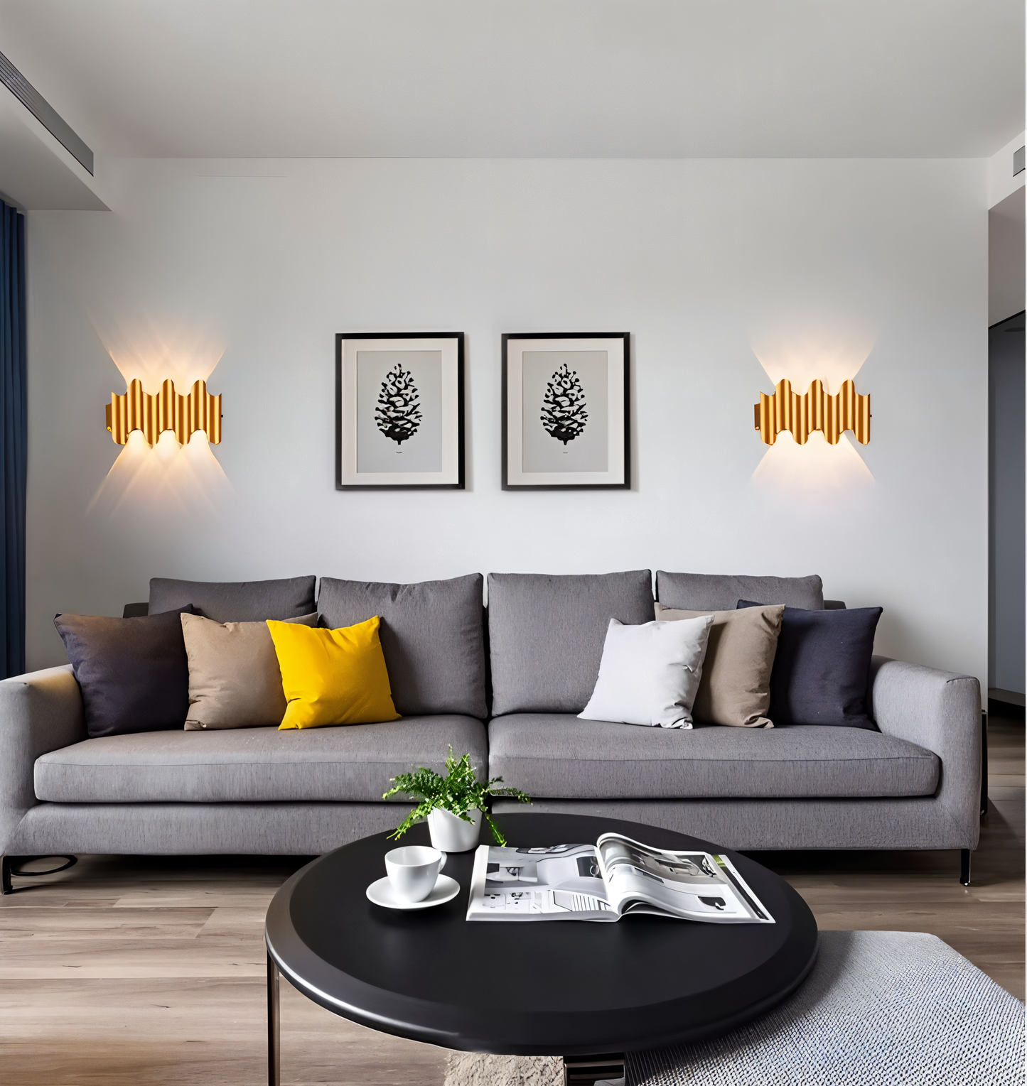 GlamAurora – Wandlamp Up-Down in Zwarte & Gouden afwerking