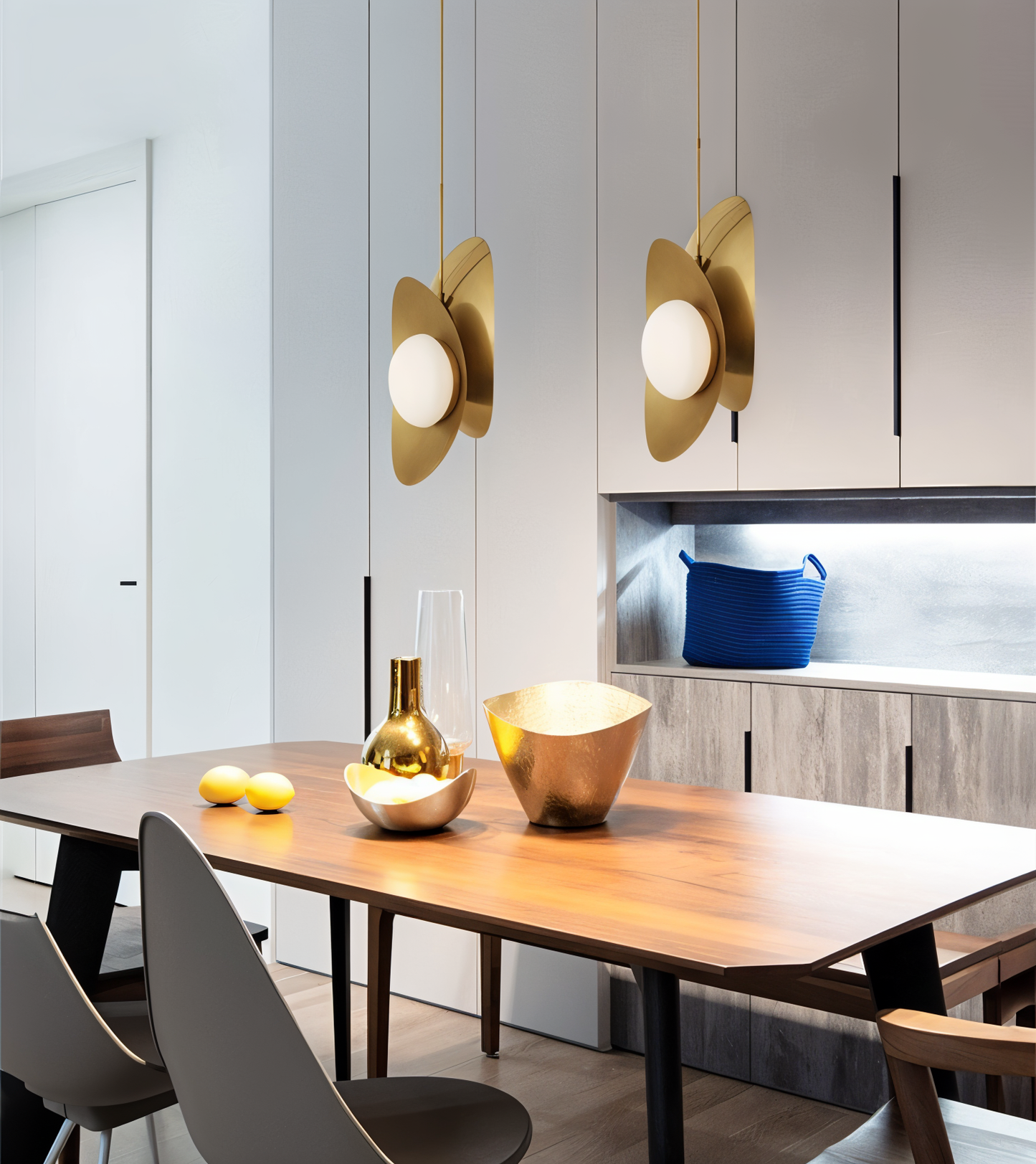 Perlaure | Hanglamp van Geslepen Glas en Verguld Metaal – Luxe Glans