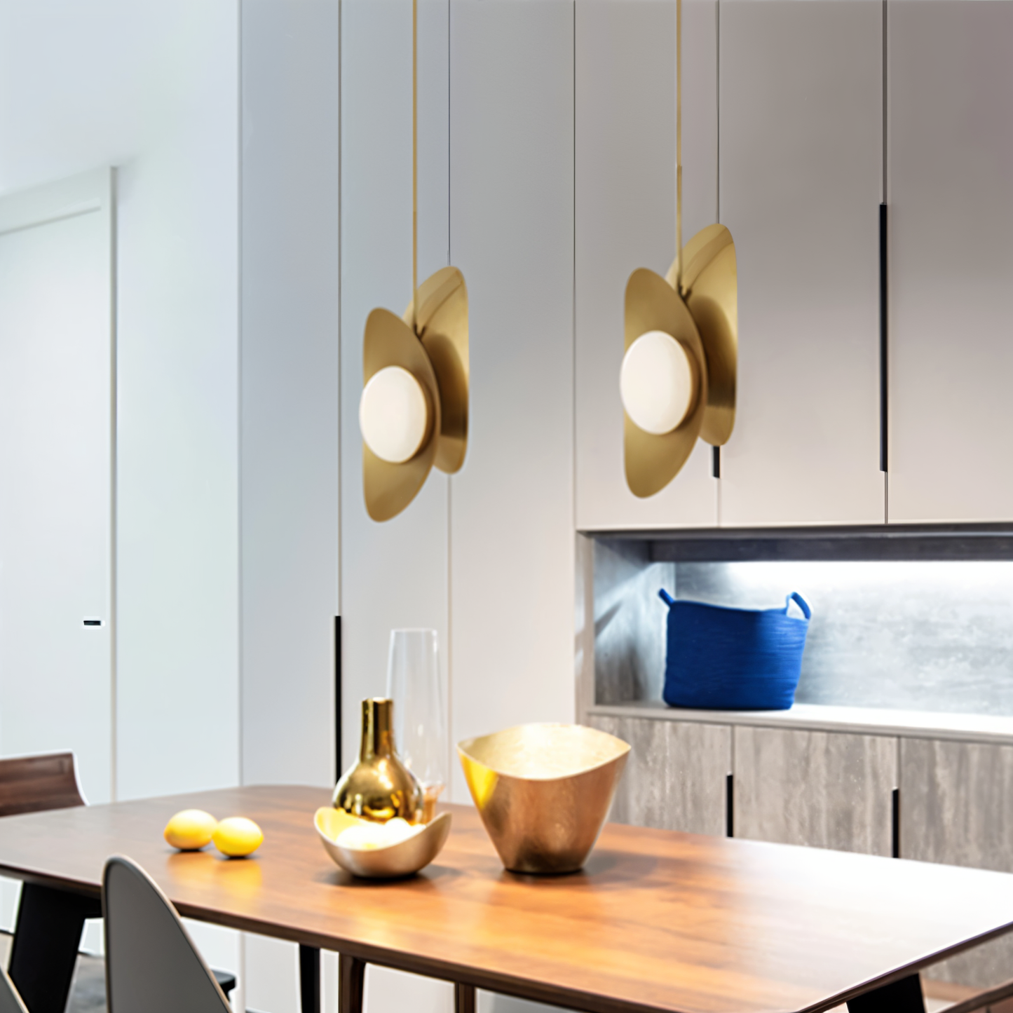 Perlaure | Hanglamp van Geslepen Glas en Verguld Metaal – Luxe Glans