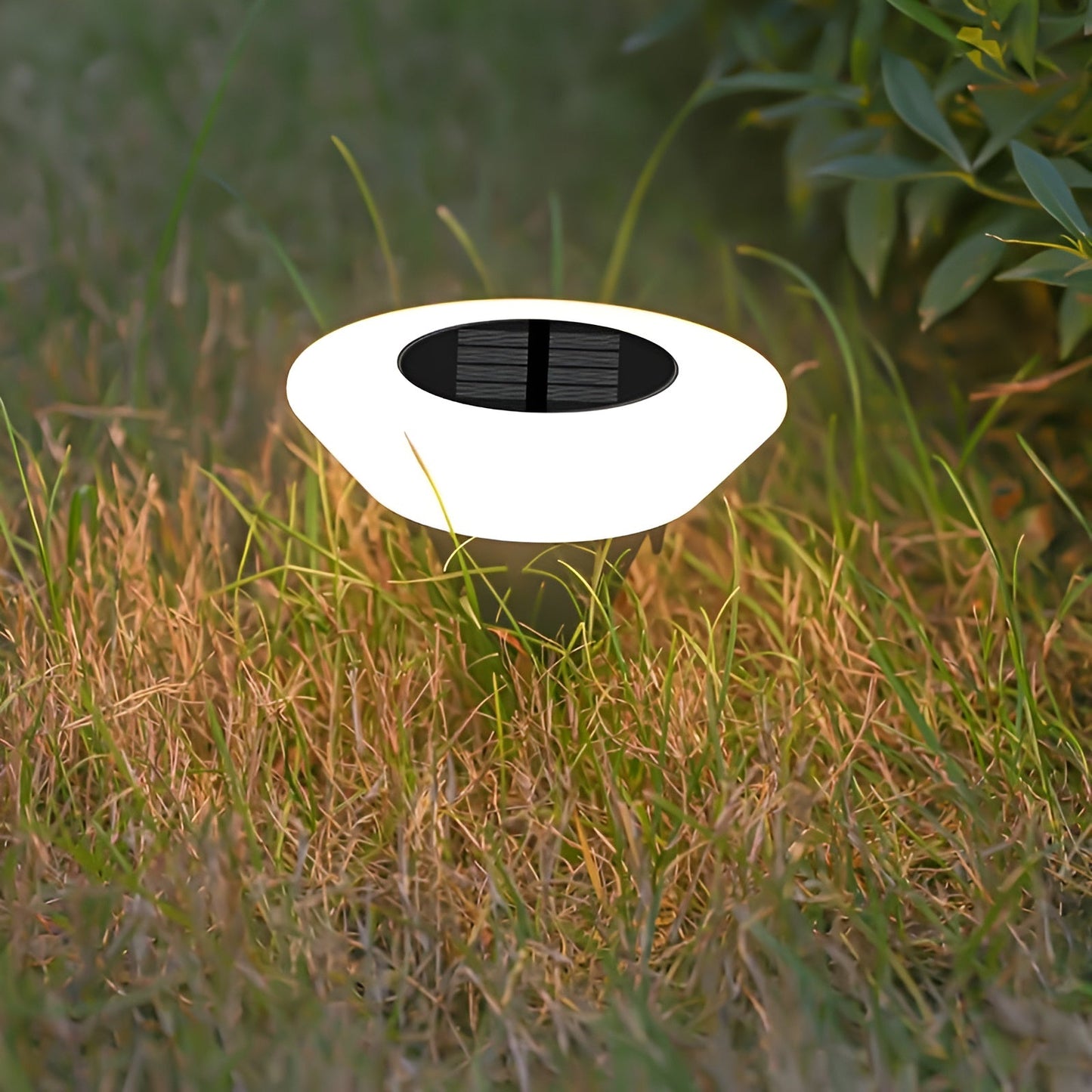 LumaCore – Lampe Solaire LED Extérieure Design