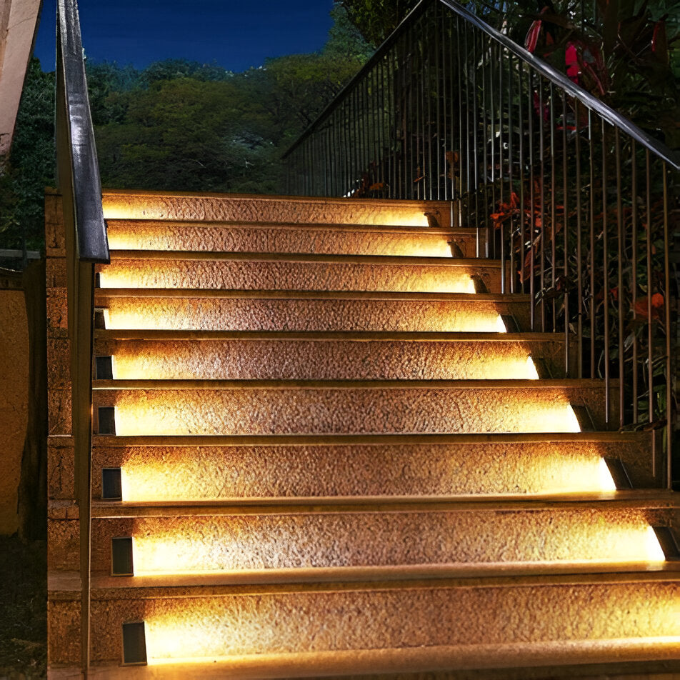 TriLumis – Set van 2 of 6 Driehoekige Zonne-Spotlights IP67
