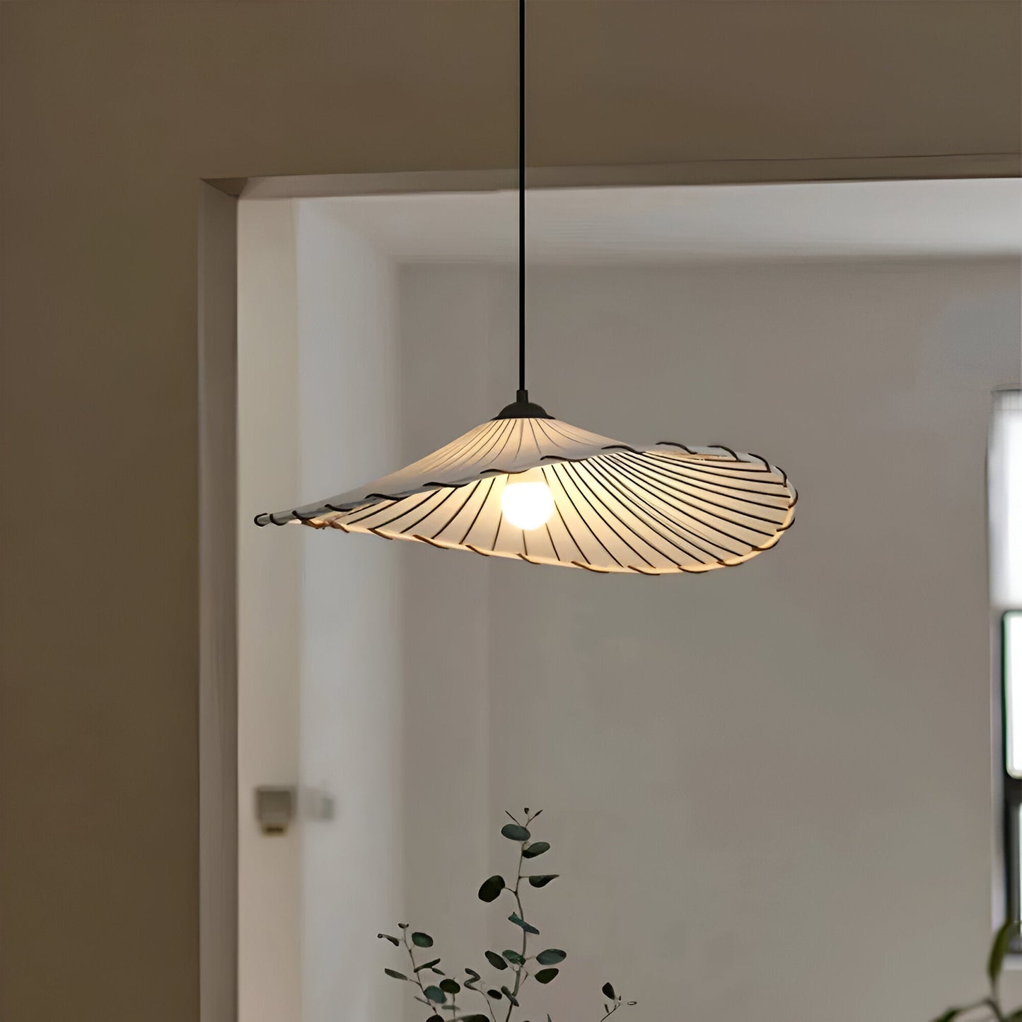 Hinari | Japanse hanglamp van wit textiel en natuurlijk hout