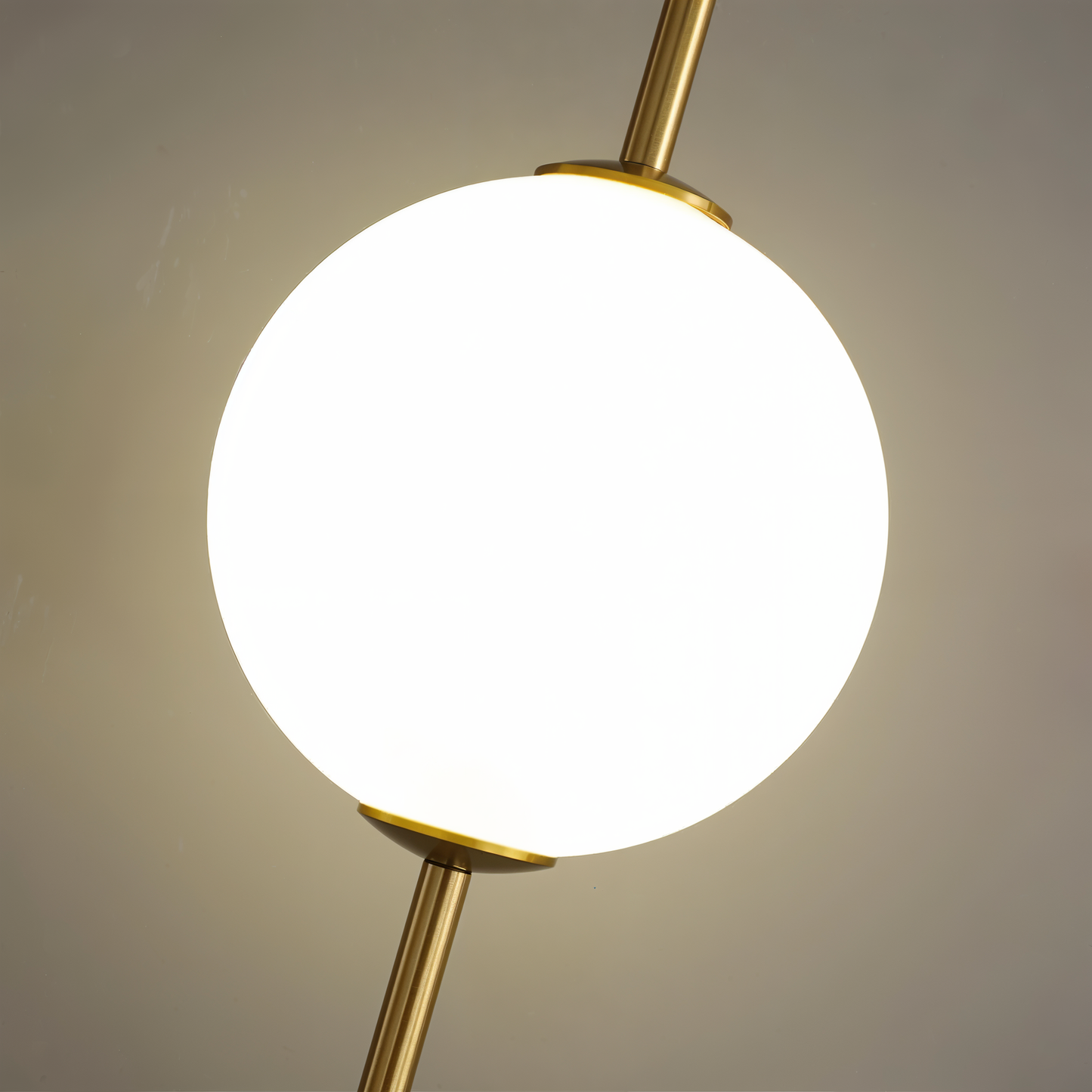 Lunaris | Suspension Verticale avec Globes en Verre Opalin – LED Intégrée