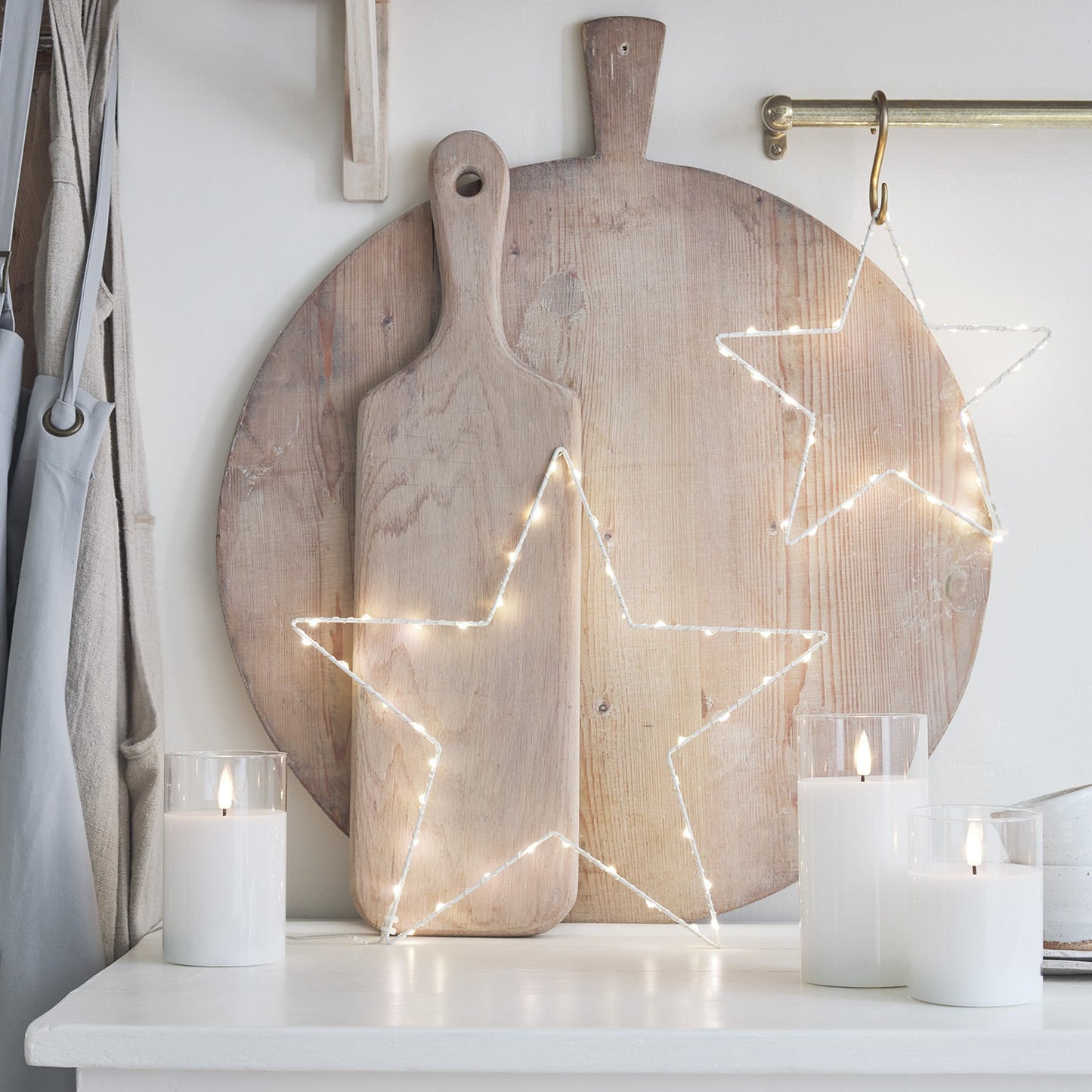 LumiGlass – Set van 3 TruGlow® witte LED-kaarsen met glazen kandelaar