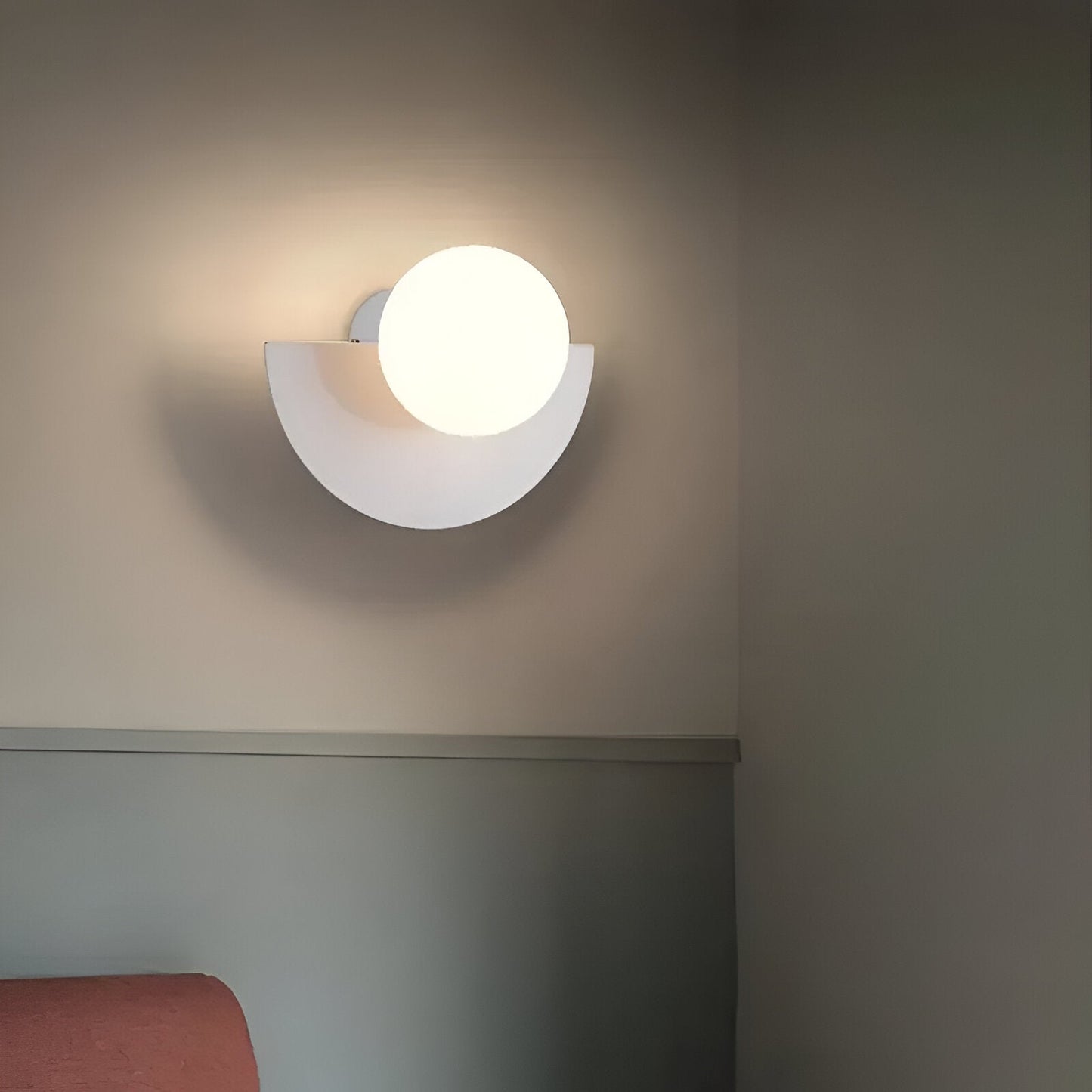 OrbisLuxe – Uitzonderlijke bolvormige wandlamp