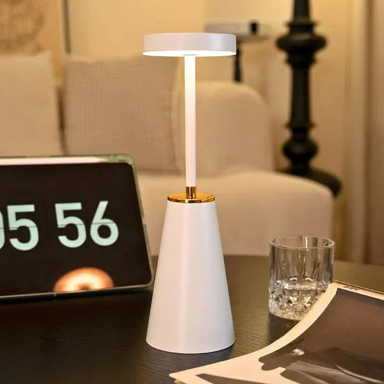 LumiFlex – Draadloze Oplaadbare Tafellamp