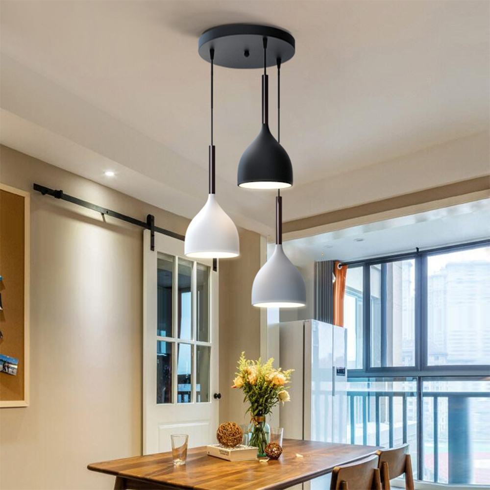 Triplum | Moderne hanglamp met drie lampen in hars