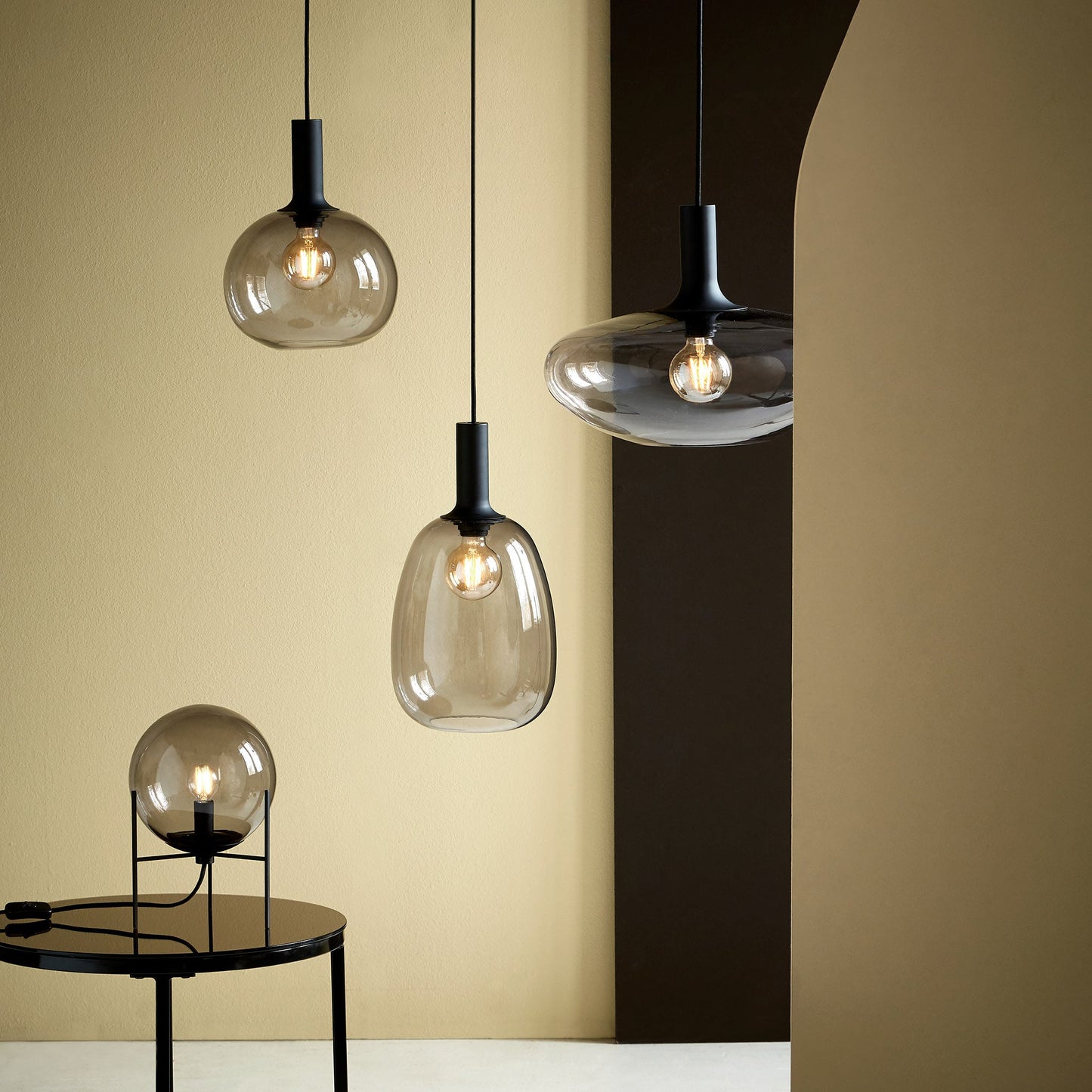 AuraBlown | Ophanging en Geblazen Glas