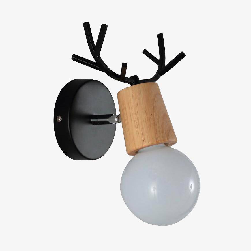 CerfLumi – LED wandlamp in de vorm van een hert van hout