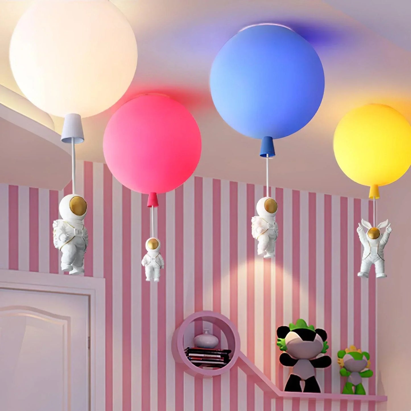 LunaNaut – LED Plafondlamp Astronautisch