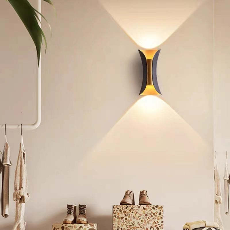 ARCLUNA LUXE – Moderne en minimalistische LED wandlamp