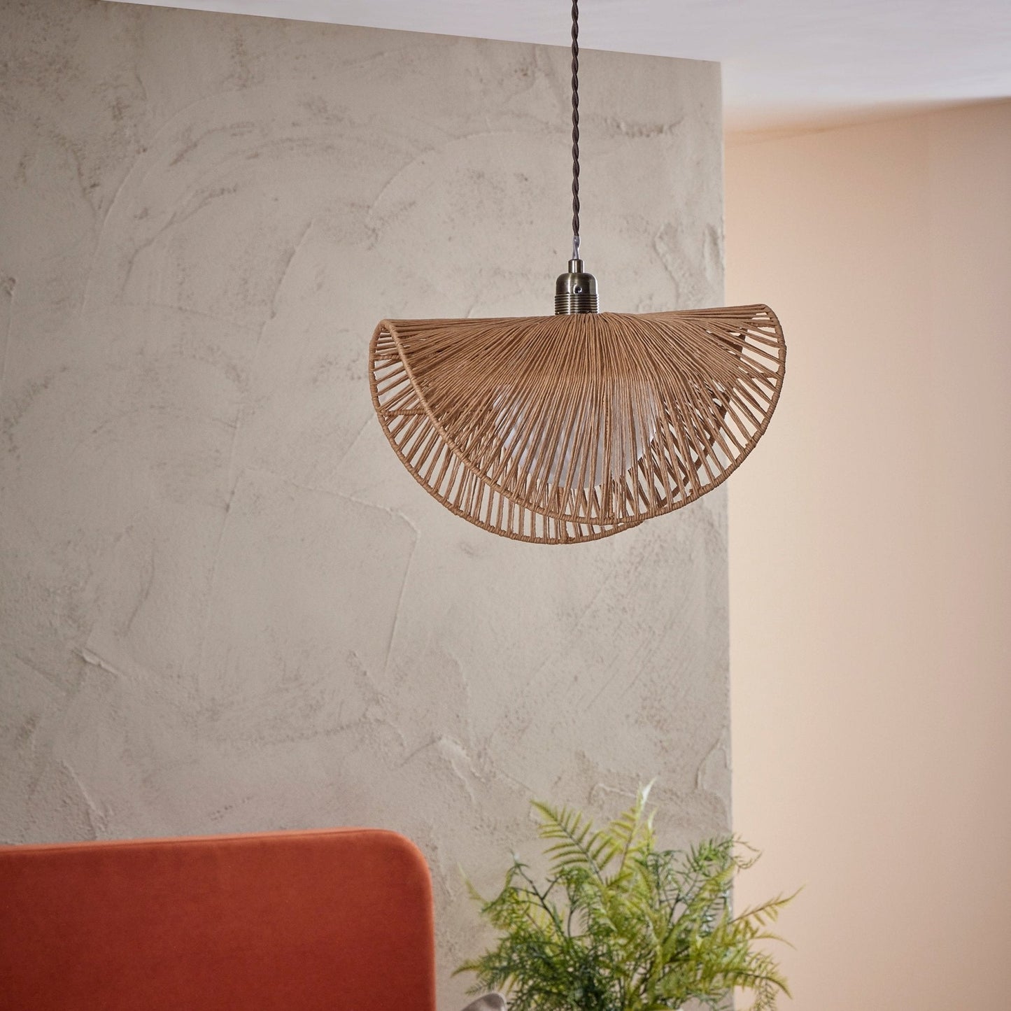 Soleya | Plafonnière Abat-jour van Rotan en Glas met Gouden Afwerking