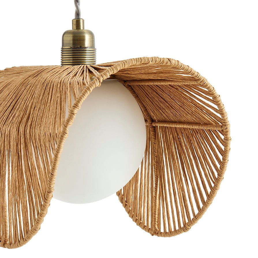 Soleya | Plafonnière Abat-jour van Rotan en Glas met Gouden Afwerking