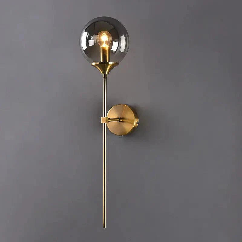 Virella | Glazen geblazen en metalen lamp – Europese stijl