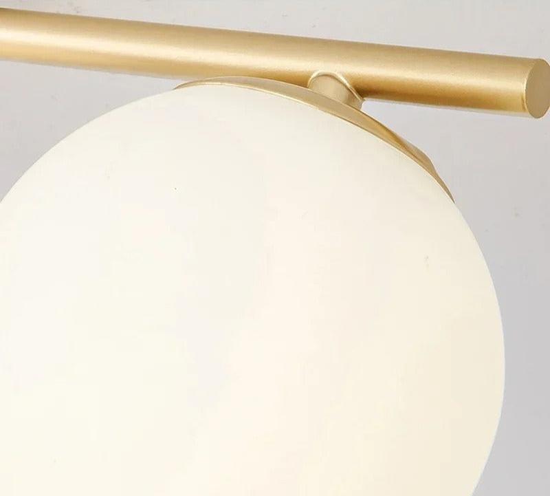 WhiteAura | LED-plafondlamp in wit glas en gouden details
