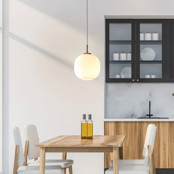 PureSphere | Suspension Minimaliste en Verre Opale