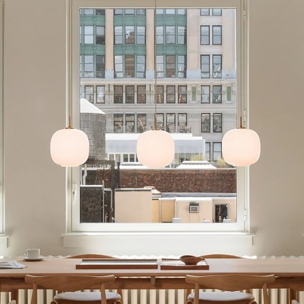 PureSphere | Suspension Minimaliste en Verre Opale