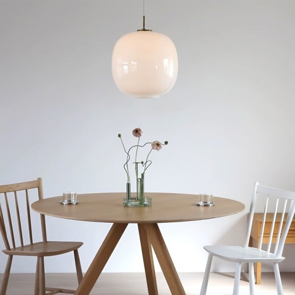 PureSphere | Suspension Minimaliste en Verre Opale
