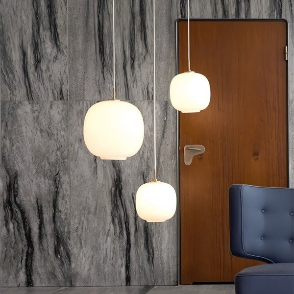 PureSphere | Suspension Minimaliste en Verre Opale