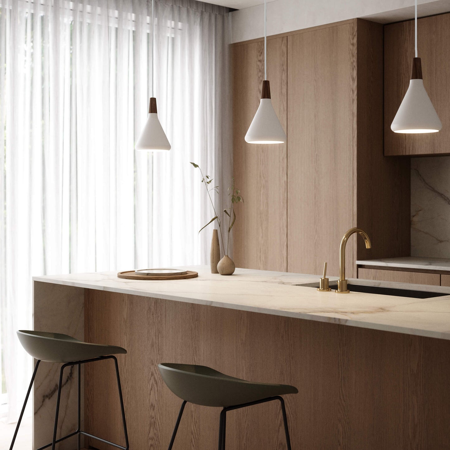 Waldray | Conische metalen hanglamp en geoliede walnoot