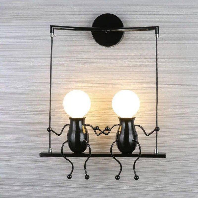 SwingLumi – LED wandlamp "Man op schommel"