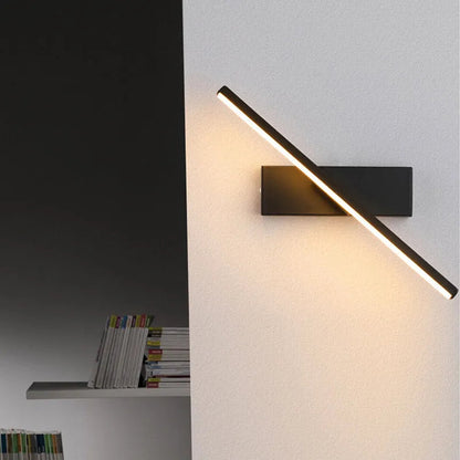 SpinLuxe – Moderne Draaibare Wandlamp