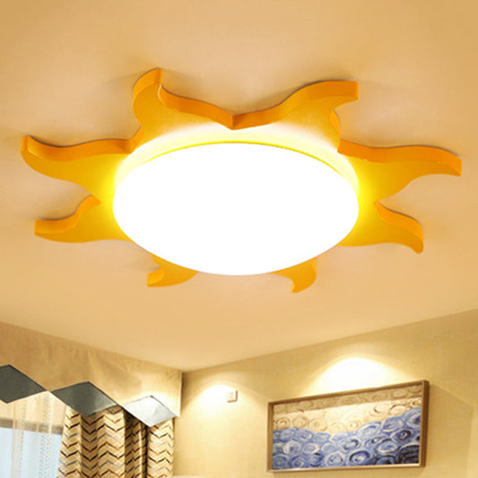 SUNLOOP FUN – LED plafondlamp van hout voor kinderen