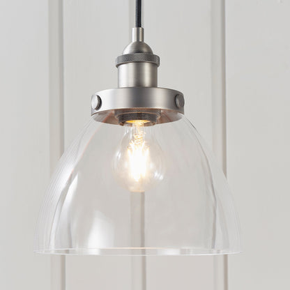 ClearForm | Ophanging en Transparant Glas in Industriële Stijl