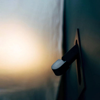 NoctiLuxe – Moderne LED Bedlampje voor Lezen