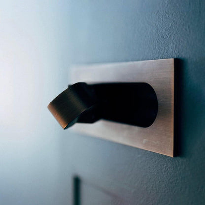 NoctiLuxe – Moderne LED Bedlampje voor Lezen