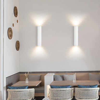 GeminiGlow – Gouden wandlamp met cilindrisch ontwerp LED