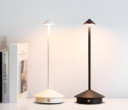 IllumeCone – Draadloze en Waterdichte LED Tafellamp