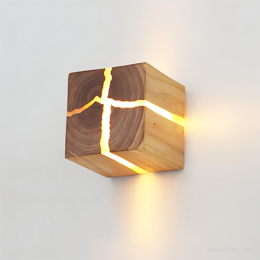 QuadCrackle – Houten wandapplique met artistiek gebarsten ontwerp